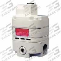 BELLOFRAM Volume Booster: 1/4 in, NPT, 14 scfm, 2 psi to 120 psi, Air-Operated, 160°F Max Op Temp (MPN 961005000). Key specifications — attr121899: NPT; attr158773: BELLOFRAM.