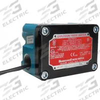 HONEYWELL Non Plug-In Limit Switch: Roller Lever, Haz Location Rated, EX, 0.31 in Roller Wd, 0.22 in (MPN EXD-AR30-3). Key specifications — Manufacturer Part Number: EXD-AR30-3; Brand: HONEYWELL; Electrical Connection: 3 ft Cable; Series: EX.