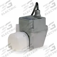 Parts Washer Pump: 1/40 hp, Oil-Filled, Aluminum, 115V AC, 5 gpm Max. Flow, 11.8 ft Max Head (MPN 502020). Key specifications — Nameplate Voltage: 115V AC; Submersible: Yes; Manufacturer Part Number: 502020; Brand: LITTLE GIANT; Standards: OSHA Certified; Series: 2E-NYS; Chemical Compatibility: Metal Parts Cleaning Solvent; Inlet Standard: Screened.