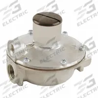 FISHER LPG Pressure Regulator: Lever-Acting Gas, 110,000 BtuH Gas Capacity, Zinc, NPT x NPT, SEP/UL (MPN 912-101). Key specifications — Brand: FISHER LPG; Body Material: Zinc.