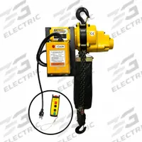 OZ LIFTING PRODUCTS Electric Chain Hoist: H3 - Std Duty, 115V AC, Hook Mounted - No Trolley (MPN OZ4000ECW-10). Key specifications — Brand: OZ LIFTING PRODUCTS; Includes: Wireless Remote; Operating Voltage: 115V AC; Headroom Clearance: 28 in - 30 in.