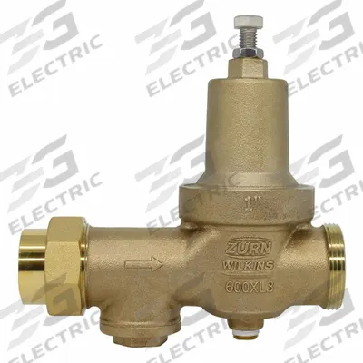 WILKINS Pressure Reducing Valve: Solder x FNPT, 1 in Pipe Size, Brass - Standard Capacity Water Pressure Regulators