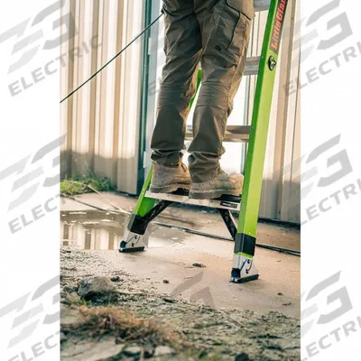 LITTLE GIANT Combination Ladder: 3 Configurations, Fiberglass, 375 lb Load Capacity - Leaning & Extending Multifunction Ladders