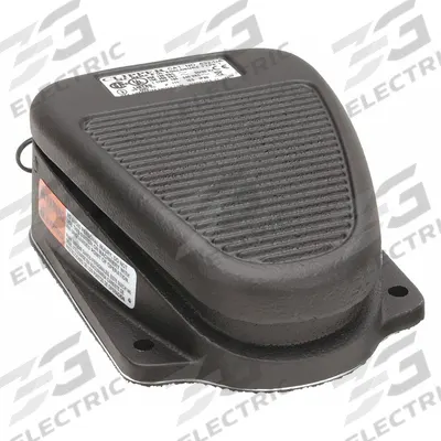 LINEMASTER Foot Switch: Clipper Series, 1 Pedals, Maintained - Single-Pedal Foot Switches