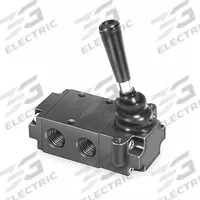 PARKER Manual Air Control Valve: DirectAir 4, Three-Way / Two-Position, Lever, 1/4 in Female NPT (MPN 524831000). Key specifications — attr1084737: Aluminum; attr1084764: Manual Air Control Valve; attr1084778: Spool; attr1084767: DirectAir 4; attr1084731: 524831000; attr1084739: PARKER; attr1084765: Manual Return; attr1084768: DirectAir 4.