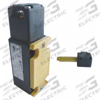 EATON Safety Interlock Switch: LS-Titan Series, 1NO/1NC (MPN LS-S11-ZB). Key specifications — Brand: EATON; Manufacturer Part Number: LS-S11-ZB; Actuating Key Type: Flat; Key Hole Location: Front; Series: LS-Titan; Terminal Connection Type: Screw Terminals.