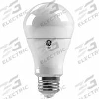 GE LAMPS Compact LED Bulb: Medium Screw (E26), LED, (A) Classic, A21, 5 W_12 W_17 W Watt, 2700K, A21 (MPN LED17A21/50/150/827-4PK). Key specifications — attr233510: A21; attr233525: 120V AC; attr233549: Frosted; attr518949: 2700K; attr239859: GE LAMPS; attr935304: 3-Way.