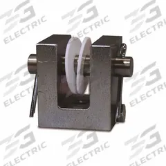 B-TEK Clevis Mount Block: Clevis Mount Block, 3 in Overall Lg, 2 1/4 in Overall Wd (MPN 985-0033). Key specifications — attr1418884: Pin Nut; attr1426222: 5/8"-11; attr1418877: B-TEK; attr1418890: Clevis Mount Block.