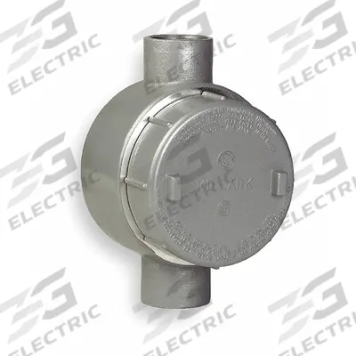 HUBBELL KILLARK Conduit Outlet Body: Iron, GE, 1 in Trade Size, C Body - C Round Body - Straight Type