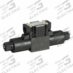 CHIEF Hydraulic Directional Valve: 12 gpm Max Flow Rate, D03 NFPA Size, Three Positions, Tank, Tank (MPN DO3S-2C-12D-35). Key specifications — attr1018253: CHIEF; attr1018274: D03; attr1018283: Tank; attr1018249: DO3S-2C-12D-35.