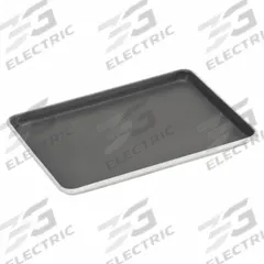 CHICAGO METALLIC Sheet Pan: Sheet Pan Pan, One Half Sheet Pan Size, Aluminum, DuraShield, Solid (MPN 40858). Key specifications — Bead Closure: Closed Bead; Coating: DuraShield; Pan Style: Sheet Pan; Perforation: Solid; Brand: CHICAGO METALLIC; Color: Silver; Material: Aluminum; NSF Certified: No.