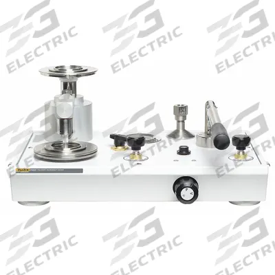 FLUKE Pneumatic Deadweight Tester: Pneumatic Deadweight Tester, NIST, AC Adapter - Air-Operated Single PCU Pneumatic Deadweight Testers