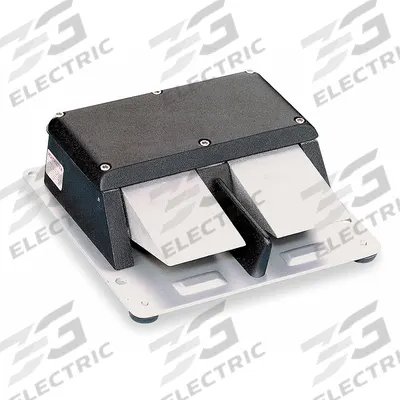 LINEMASTER Foot Switch: Twin Classic IV Series, 2 Pedals, Momentary - Twin-Pedal Foot Switches