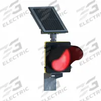 TAPCO Solar Traffic Beacon: Power Source Solar, Lamp Type LED, Light Color Red, Yellow, 250301. Key specifications — Flashes per Minute: 60; Housing Material: Polycarbonate; Housing Color: Yellow; Power Source: Solar; Brand: TAPCO; Lamp Type: LED; Includes: Mounting Bracket; Light Color: Red.