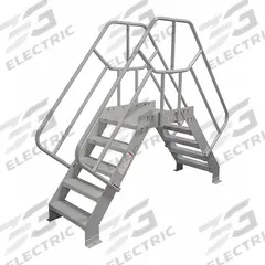 COTTERMAN Crossover Bridge: 2.7 ft Platform Ht, Steel, 500 lb Load Capacity, Diamond Plate, 4 Steps (MPN 4SCS36A7C1P3). Key specifications — Brand: COTTERMAN; Color: Gray; Tread Type: Diamond Plate.