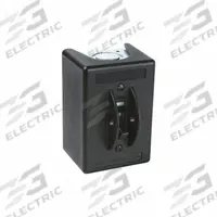 PASS & SEYMOUR Motor Switch: 3 Poles, 30 A, 1 NEMA Rating, Non-Metallic Enclosure (MPN 7813PMD). Key specifications — Brand: PASS & SEYMOUR; Maximum Voltage Rating: 600V; Mounting Style: Surface; Pilot Light: Not Included.