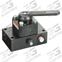 ENERPAC 3 Way Manual Valve: 4.5 gpm Max Flow Rate, Three Positions, Three-Way Ways, Tandem Center (MPN VM33M). Key specifications — attr1018253: ENERPAC; attr1018249: VM33M; attr1018300: Manual; attr1018289: VM.