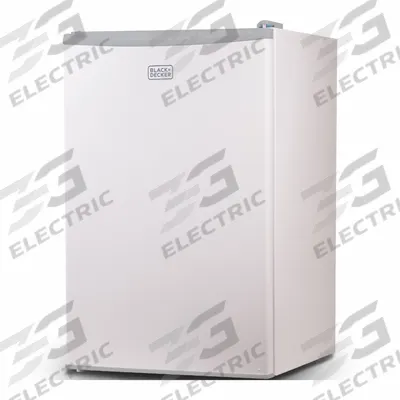 BLACK & DECKER Refrigerator: White, 4.3 cu ft Total Capacity, 3 Shelves - Mini Refrigerators