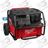 MILWAUKEE Power Supply: 3 hr AC Charge Time to Full Charge, 4 AC Receptacles, 120V AC (MPN 3300R). Key specifications — attr1255747: MILWAUKEE; attr1314831: 120V AC.