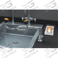 GUARDIAN EQUIPMENT Plumbed Eyewash: Std, Eyes Coverage, Push Plate, Right Side, Gen Purpose (MPN G1806). Key specifications — Activation: Push Plate; Counter Mount Location: Right Side; Brand: GUARDIAN EQUIPMENT.