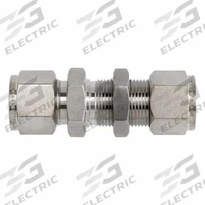BRENNAN INDUSTRIES Compression Fitting Straight: 1 in OD x 1 in OD Fitting Size - Clean & Bagged Single-Ferrule Stainless Steel Fittings