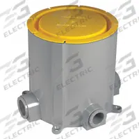RACO Floor Box: Round, 1 in/3/4 in For Conduit Sizes, 117 cu in Capacity, Cover Included, Gray (MPN 5511). Key specifications — Box Color: Gray; For Conduit Sizes: 1 in; Brand: RACO; Includes Cover: Cover Included.