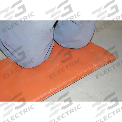HI TEMP Welding Pad: Silicone-Coated Fiberglass, 6 ft Wd - Insulated Welding Pads
