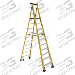 WERNER Podium Stepladder: 12 ft Ladder Size, Fiberglass, 375 lb Load Capacity, 68 lb Wt (MPN PD7310-4C). Key specifications — Brand: WERNER; Included Features: Casters.