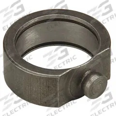 DYNABRADE Crank Pivot Plate: For 12200, 12121. Key specifications — attr652660: 12121; attr665398: Crank Pivot Plate; attr665390: 12200; attr652663: DYNABRADE.