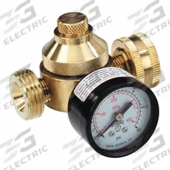 WATTS Pressure Regulator: FGHT x MGHT, 3/4 in Pipe Size, Brass, 10 psi to 60 psi, 140°F Max. Op Temp (MPN LFH560-G-3/4). Key specifications — Brand: WATTS; Low-Lead Compliance: Low-Lead Compliant.