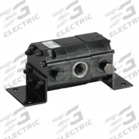 CONCENTRIC Hydraulic Flow Divider: #8 SAE O-Ring Boss, 2.4 gpm to 5 gpm, #8 SAE O-Ring Boss (MPN 1020075). Key specifications — attr1011881: CONCENTRIC; attr1035177: #8 SAE O-Ring Boss; attr1035178: #8 SAE O-Ring Boss.
