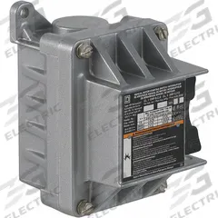 SQUARE D Manual Motor Switch: 3 Poles, 20 A, 0.75 in Hub Dia, Dead End (MPN 2510KR2). Key specifications — Brand: SQUARE D; Factory Sealed: No.