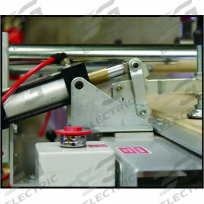 SAFETY SPEED Air Clamp: Table Router Compatible (MPN 3430TR2) - Panel Saw Air Clamps