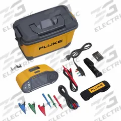 FLUKE Installation Tester: 10 kiloohm to 1,000 megaohm, 2 V AC/DC to 30 V AC/DC, IP40, Digital, USB (MPN 1672 SCH FTT). Key specifications — attr1387587: IP40; attr1387524: FLUKE.
