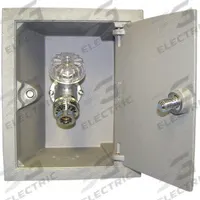 WOODFORD MFG. Wall Hydrant: For 3 3/4 in Wall Thick, 3 3/4 in Overall Lg, Brass, Chrome, Rectangle (MPN B24-1/2). Key specifications — Face Material: Brass; Brand: WOODFORD MFG.; Face Shape: Rectangle; Face Type: Fully Enclosed; Color/Finish: Chrome.