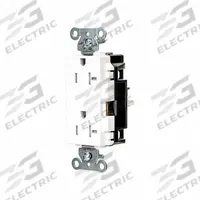 HUBBELL Receptacle: Decorator Duplex, 5-20, White, 125V AC, 20 A, 2 Pole / 3 Wire (MPN DR20STWTR)