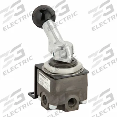 ENERPAC Hydraulic Directional Valve: 4.5 gpm Max Flow Rate, Three Positions, #4 SAE O-Ring Boss - Lever-Operated Directional Control Valves