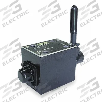 Parker Hydraulic Directional Valve: 40 gpm Max Flow Rate, D05 NFPA Size, Three Positions - Lever-Operated Directional Control Valves