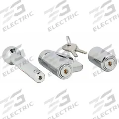 REESE Trailer Locking Kit: Universal, Silver, (2) Keys, Trailer Locking Kit (MPN 7030600). Key specifications — Lock Type: Universal; Includes: (2) Keys; Vehicle Class: III; Brand: REESE; Color: Silver; Product Type: Trailer Locking Kit.