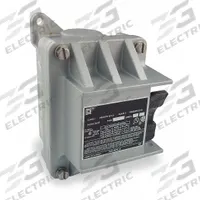 SQUARE D Manual Motor Starter: Non-Reversing, 2 Poles, 16 A, Thermal Protection, Toggle Switch (MPN 2510FR2). Key specifications — Brand: SQUARE D; Thermal Unit Type: Melting Alloy Thermal Units (Sold Separately).