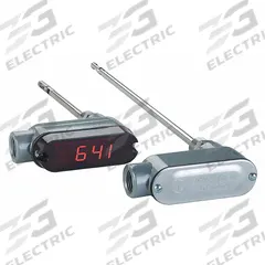 DWYER Air Velocity Transmitter: 4 mA to 20 mA, 32°F to 140°F, 641-12, 250 fpm to 15,000 fpm. Key specifications — Air Velocity Accuracy: +/-3% (32 to 122 °F); Brand: DWYER; Manufacturer Part Number: 641-12; Calibration Certificate: Not Included.
