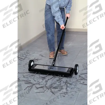 APPROVED VENDOR Magnetic Floor Sweeper: 24 in Magnet Lg, 1 3/4 in Magnet Ht - Push-Type Magnetic Sweepers