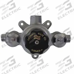 LEONARD VALVE Thermostatic Mixing Valve: 3/4 in Inlet Connection Size, 3/4 in Outlet Connection Size (MPN LV-20-LF-CP). Key specifications — attr1037830: Check-stops with Wall Support; attr1037827: LEONARD VALVE.