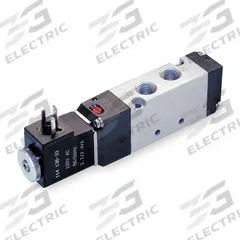 ARO Solenoid Air Control Valve: Sierra, Four-Way / Two-Position, 24V DC, 1/8 in Female NPT (MPN M812SS-024-D). Key specifications — attr1092969: Non-Locking; attr1086920: M812SS-024-D; attr1092977: Spring Return.