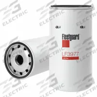 FLEETGUARD Automotive Oil Filter: 8 3/4 in Overall Ht, 17 5/8 in Overall Lg, 13 3/8 in Overall Wd (MPN LF3977). Key specifications — Brand: FLEETGUARD; Compatible Vehicle Make: Case IH.
