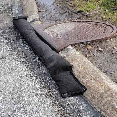 ENPAC Curb Inlet Guard: 48 in x 30 in x 21 in, 125 lb Sediment - Set-In-Place Curb Drain Filters