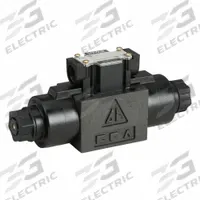 CHIEF Hydraulic Directional Valve: 17 gpm Max Flow Rate, D05 NFPA Size, Three Positions, Tank, Tank (MPN D05S-2C-115A-35). Key specifications — attr1018253: CHIEF; attr1018274: D05; attr1018283: Tank; attr1018249: D05S-2C-115A-35.