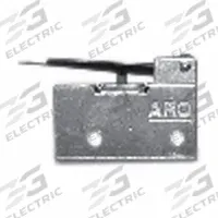 ARO Manual Air Control Valve: 200, Three-Way / Two-Position, Lever, Black, 7.5 scfm Flow Rate - Max (MPN 200-C). Key specifications — attr1092903: Black; attr1086905: Spring Return; attr1086907: 200; attr1086914: Normally Open/Normally Closed; attr1086904: Manual Air Control Valve; attr1086871: 200-C.