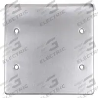 HUBBELL KILLARK Weatherproof Cover: Copper-Free Aluminum, FD/FS, Blank Cover, 2 Gangs, 3R, Gray (MPN 2FB). Key specifications — Brand: HUBBELL KILLARK; Color: Gray; Compatible with Product Type: Blank Cover; Compatible with Series: FS; Mounting Orientation: Horizontal or Vertical.