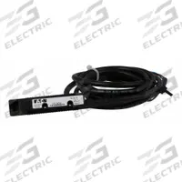 EATON Photoelectric Sensor: M18 Threaded, Non-Terminated Cable, 20-264V AC & 15-30V DC, NPN, 2 m (MPN 14102R6513). Key specifications — attr211355: EATON; attr1075361: 15-30V DC; attr1114840: M18 Threaded.